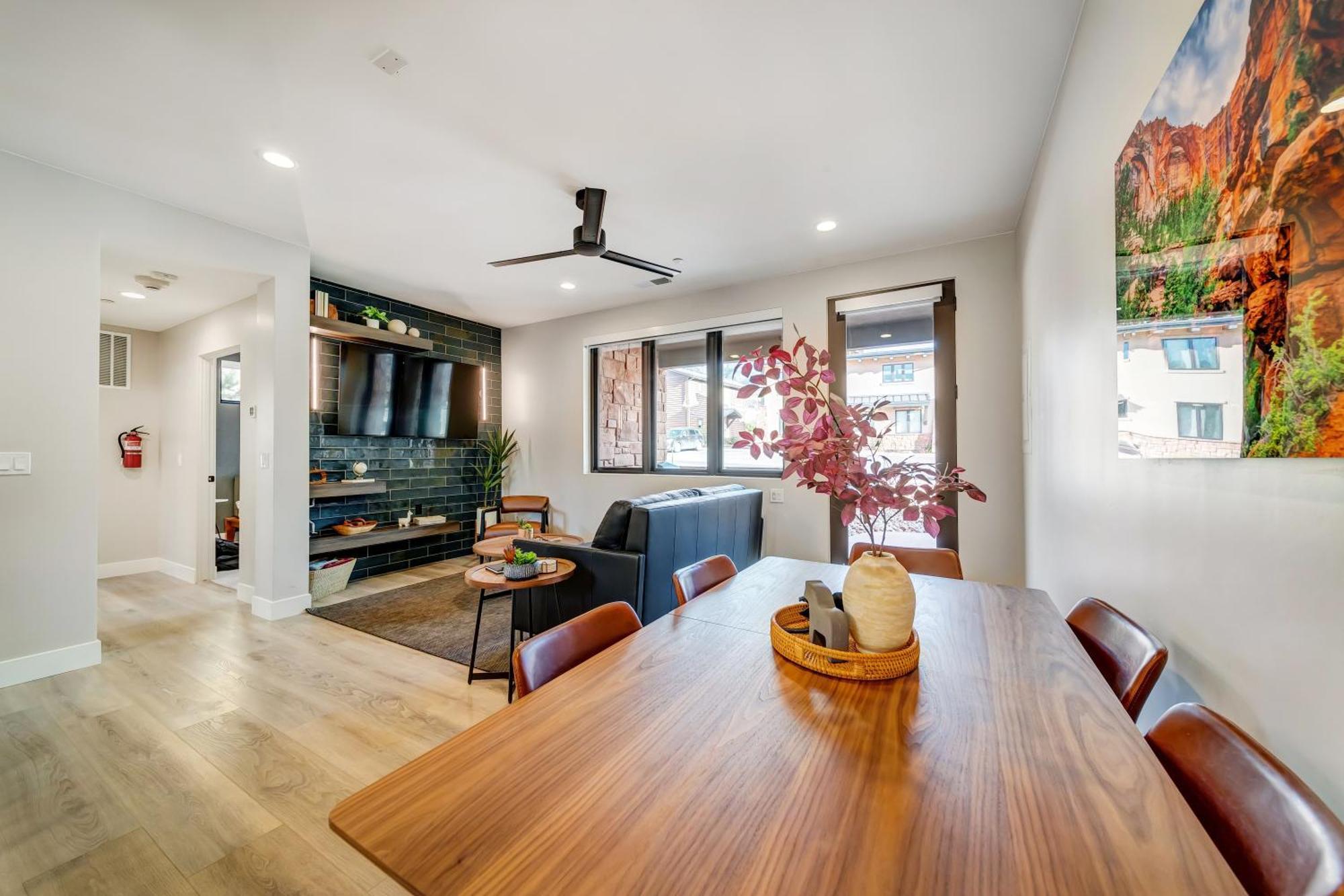 Lafave Luxury Rentals At Zion Springdale Exterior photo